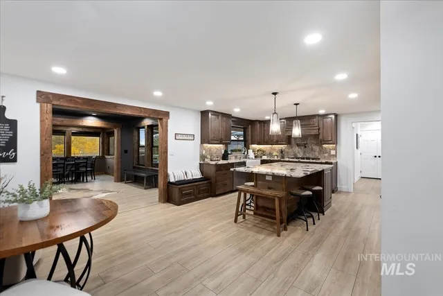 $1,895,000 | 1417 North Kcid Road, Caldwell, ID 83605