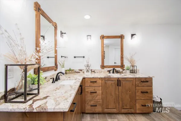 $1,875,000 | 1417 North Kcid Road, Caldwell, ID 83605