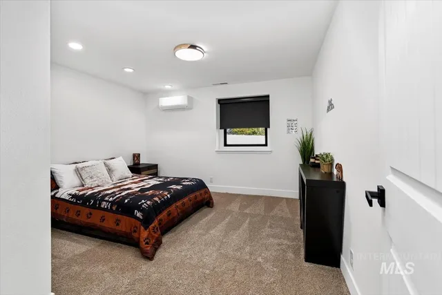 $1,895,000 | 1417 North Kcid Road, Caldwell, ID 83605