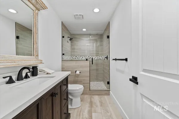 $1,875,000 | 1417 North Kcid Road, Caldwell, ID 83605