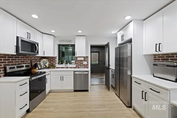 $1,875,000 | 1417 North Kcid Road, Caldwell, ID 83605