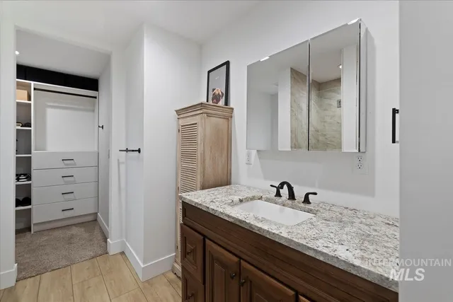 $1,895,000 | 1417 North Kcid Road, Caldwell, ID 83605