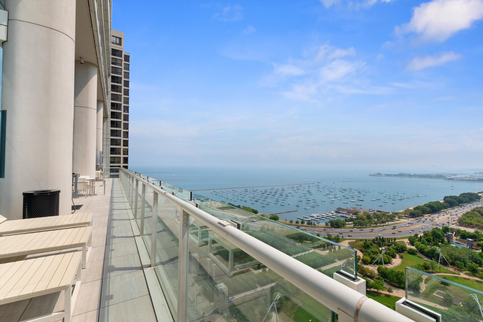 340 East Randolph Street, Unit 3503 Chicago, IL 60601 - Photo 4 of 19