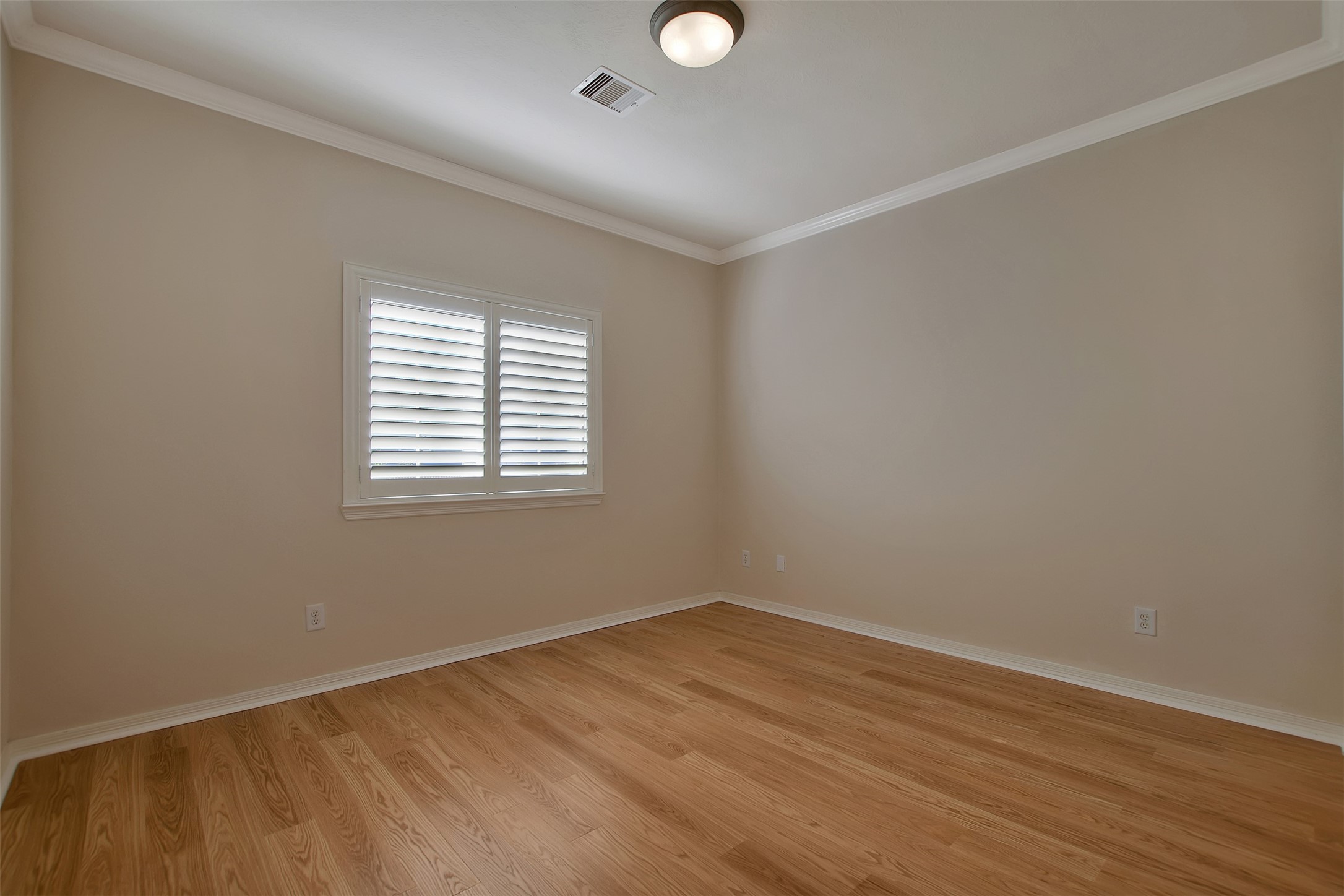 14459 Basalt Lane Houston, TX 77077 - Photo 33 of 35 Third Bedroom