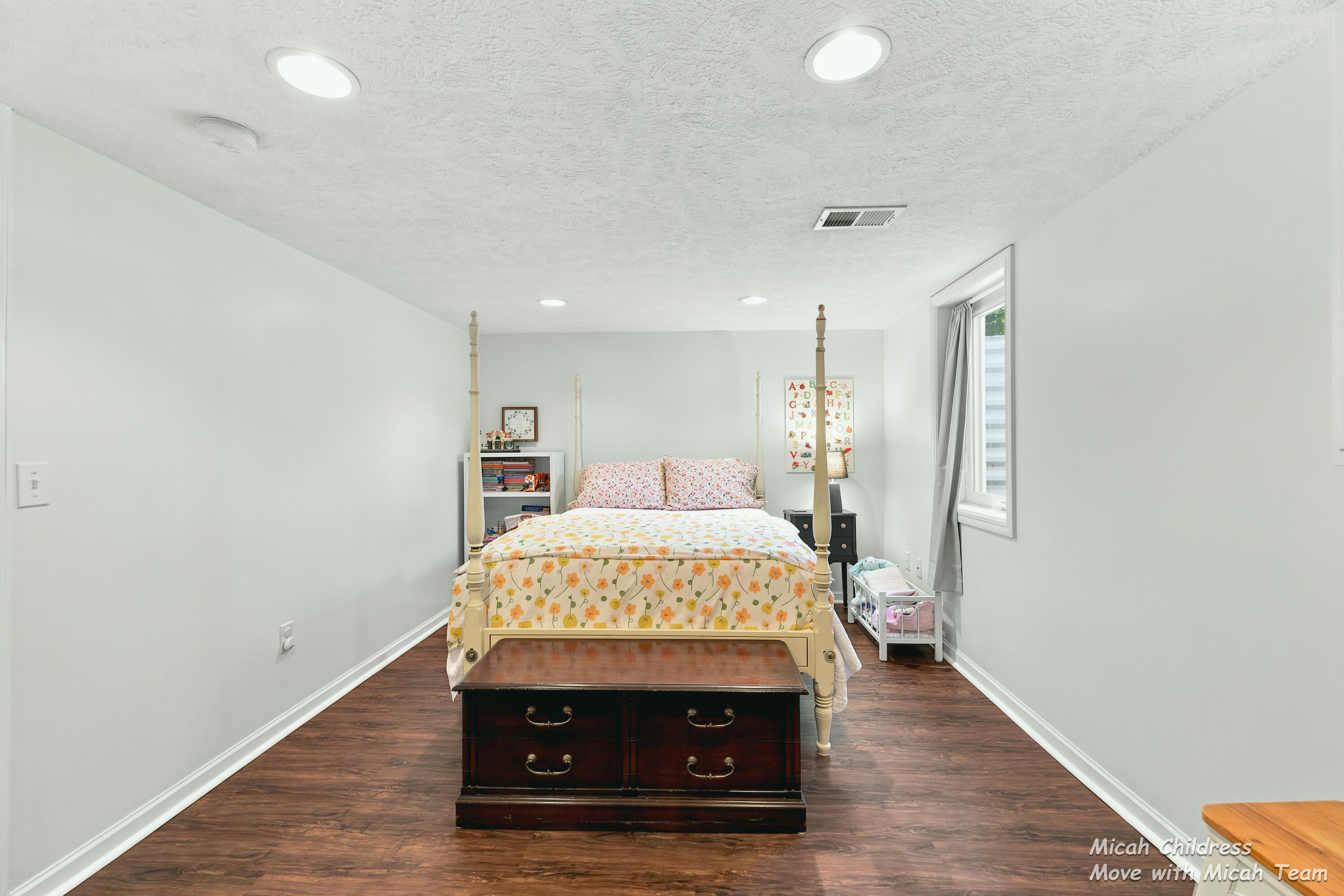 2048 Tulip Lane Jenison, MI 49428 - Photo 23 of 35 2048 tulip ln_068