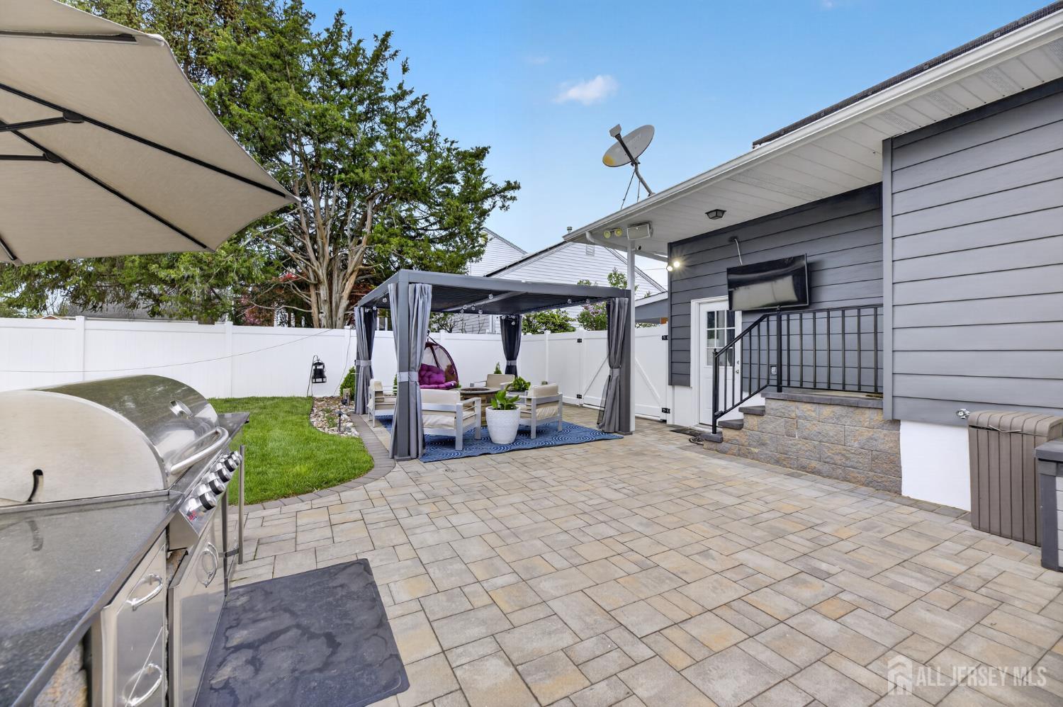 1382 Osage Road North Brunswick, NJ 08902 - Photo 36 of 48