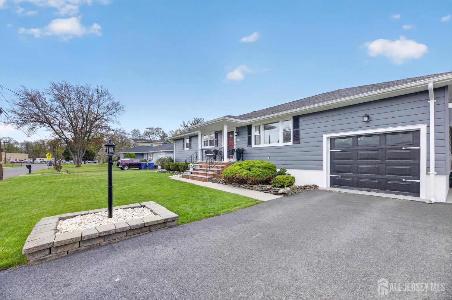 1382 Osage Road North Brunswick, NJ 08902 - Photo 4 of 48