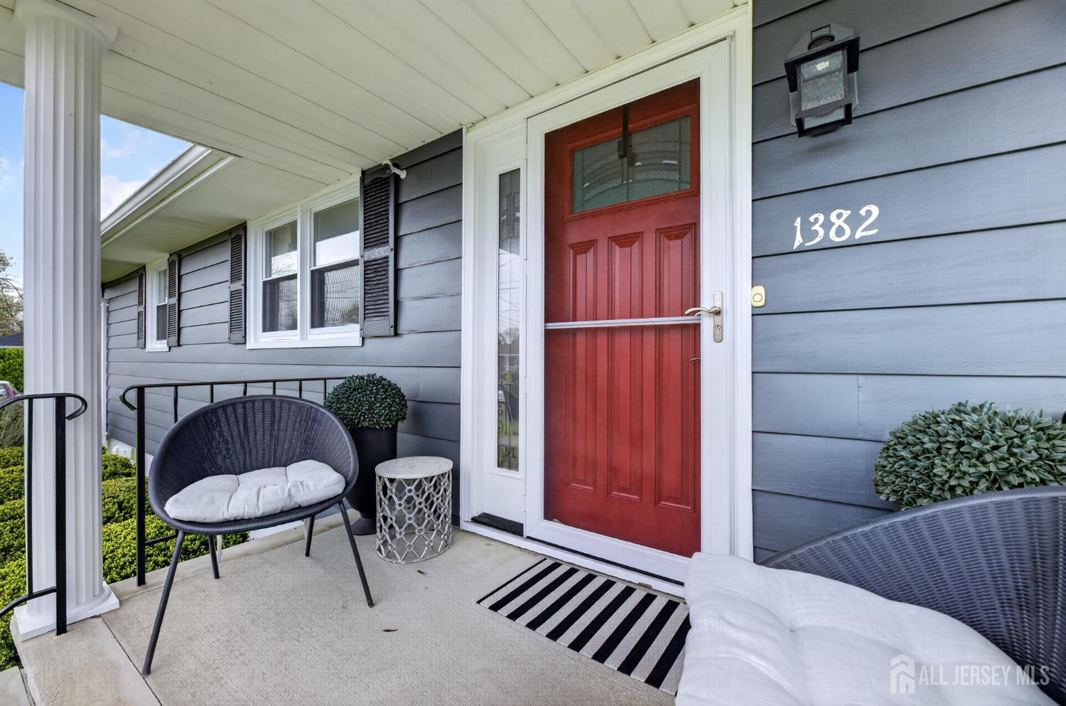 1382 Osage Road North Brunswick, NJ 08902 - Photo 6 of 48