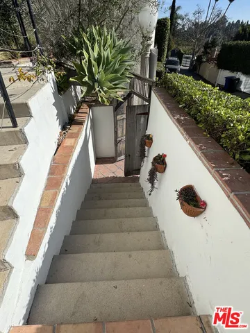 $4,850 | 6881 Yeager Place, Los Angeles, CA 90068