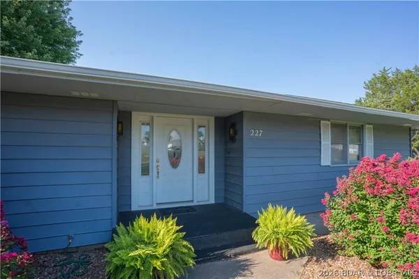 $364,900 | 227 Crescent Drive, Lincoln, MO 65338