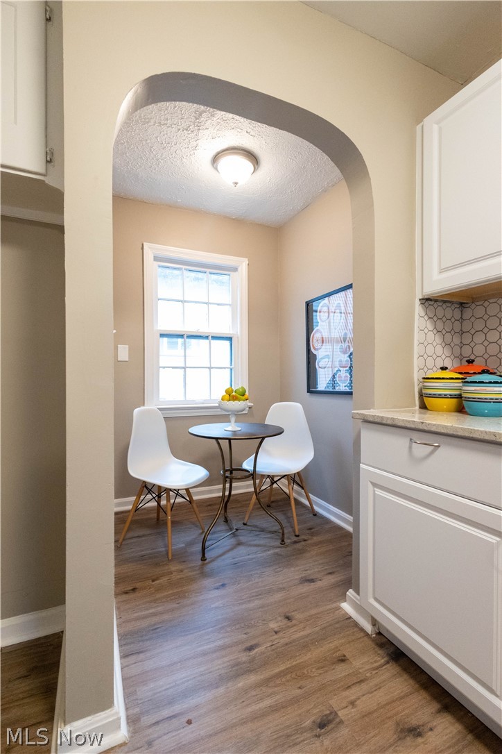 2029 Staunton Road Cleveland, OH 44118 - Photo 8 of 20 Gallery Image 8