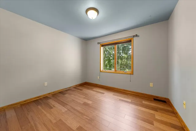 $589,000 | 2700 Wyngate Way, Waukesha, WI 53189