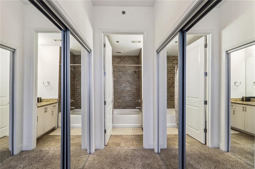 270 17th Street Northwest Atlanta, GA 30363 - Photo 10 of 15 a view of a hallway