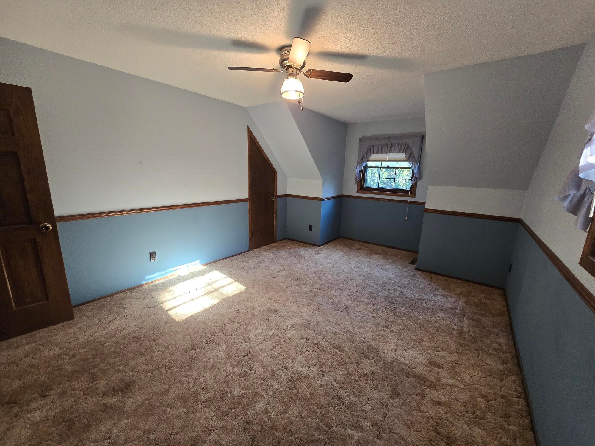 8531 Lake Road Wisconsin Rapids, WI 54494 - Photo 12 of 39 Gallery Image 12