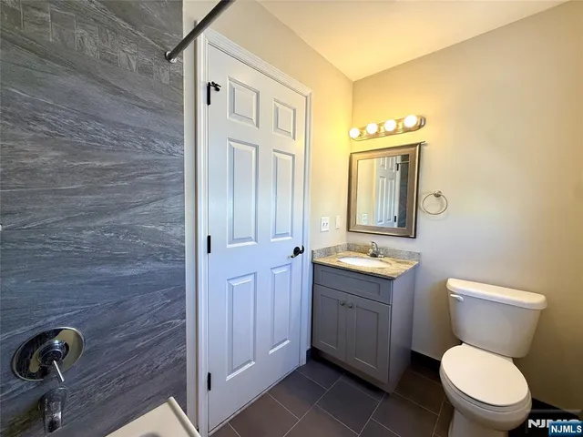 $2,900 | 623-625 Magnolia Avenue, Unit 2, Elizabeth, NJ 07206