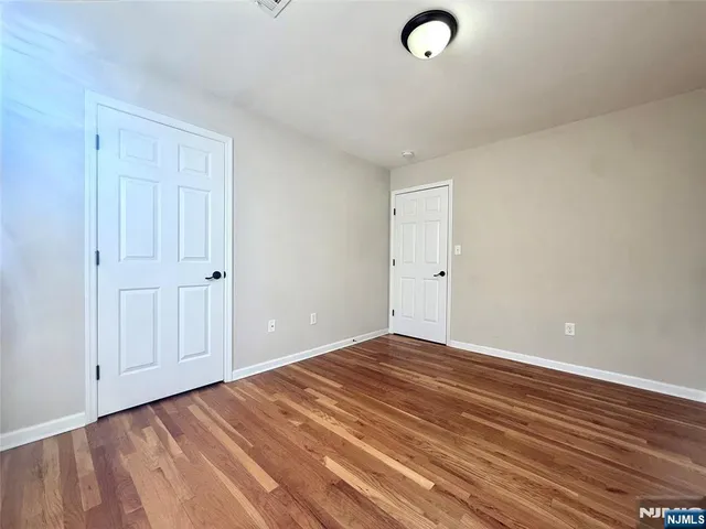 $2,900 | 623-625 Magnolia Avenue, Unit 2, Elizabeth, NJ 07206