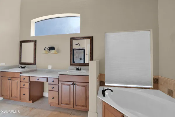 $700,000 | 3115 East Bighorn Avenue, Phoenix, AZ 85048