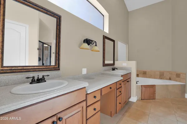 $700,000 | 3115 East Bighorn Avenue, Phoenix, AZ 85048