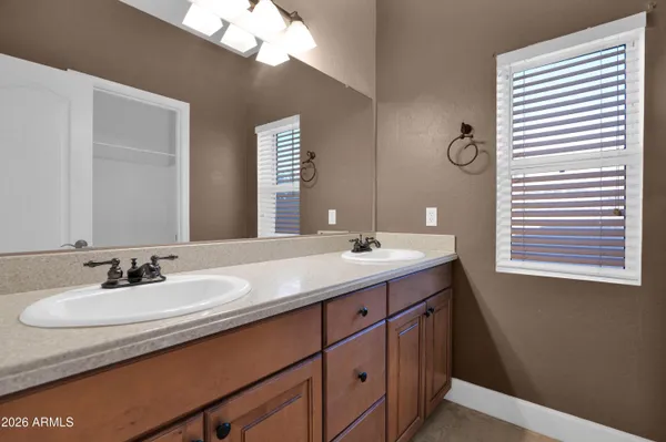 $700,000 | 3115 East Bighorn Avenue, Phoenix, AZ 85048