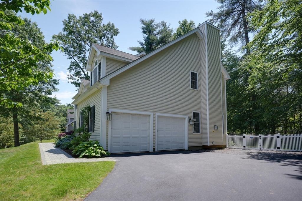 22 Squirrel Hill Road, Unit 22 Acton, MA 01720 - Photo 3 of 41 Gallery Image 3
