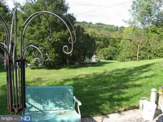 22 Woodhill Road Newtown Square, PA 19073 - Photo 6 of 6 Gallery Image 6