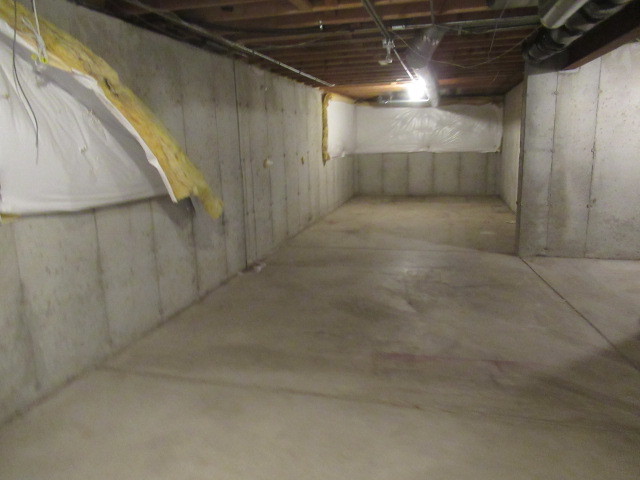 508 Ramsden Road Plano, IL 60545 - Photo 26 of 31 a view of parking garage