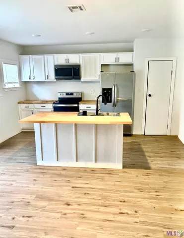 $1,800 | 3302 Woodcrest Avenue, Houma, LA 70363