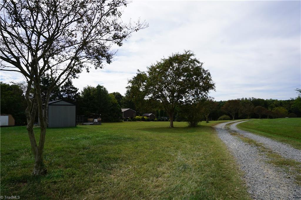 141 Old Thomas Farm Road Lexington, NC 27295 - Photo 1 of 15 driving in