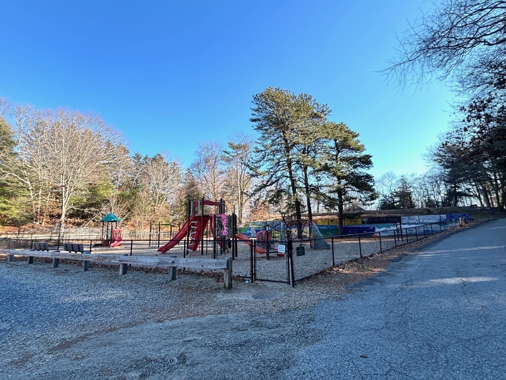 40 Landing Road Kingston, MA 02364 - Photo 7 of 10 a view of a park with benches