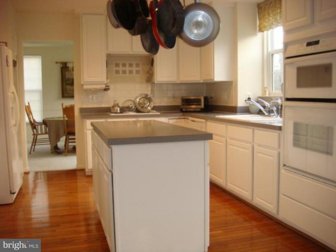 13600 Royal Court Laurel, MD 20708 - Photo 17 of 30 Kitchen #2