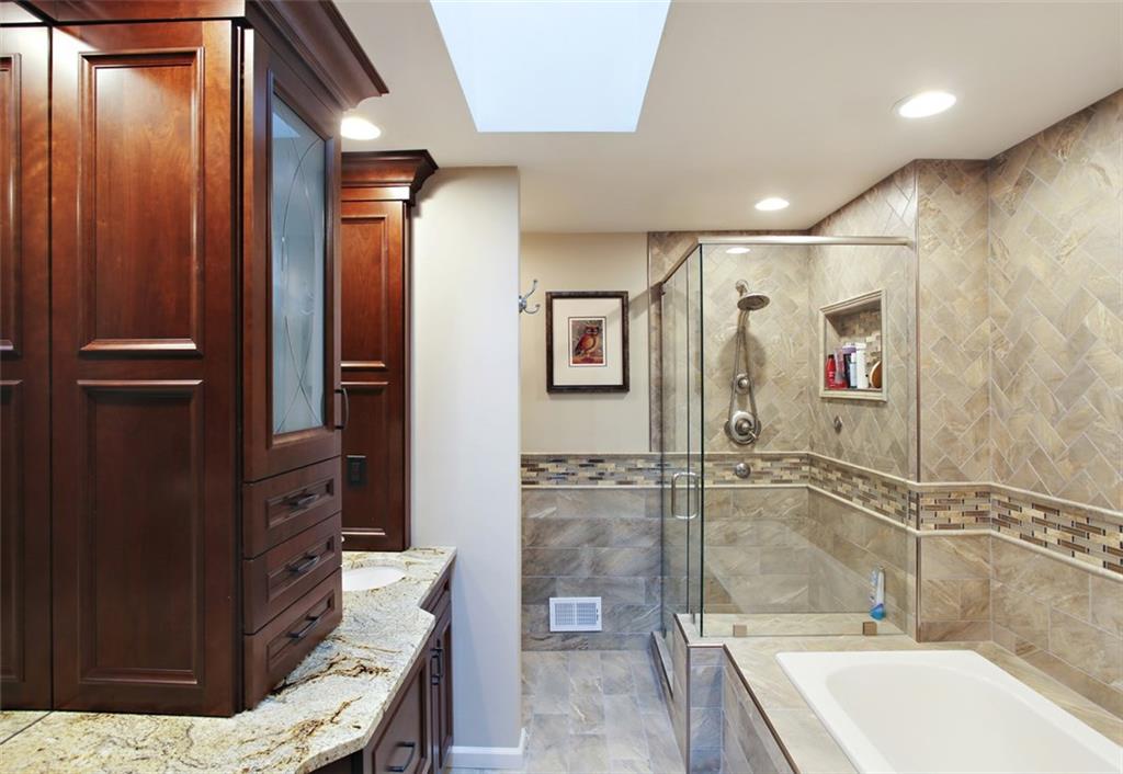 576 New Texas Road Pittsburgh, PA 15239 - Photo 19 of 25 Master Bath also has recessed lights & skylights.