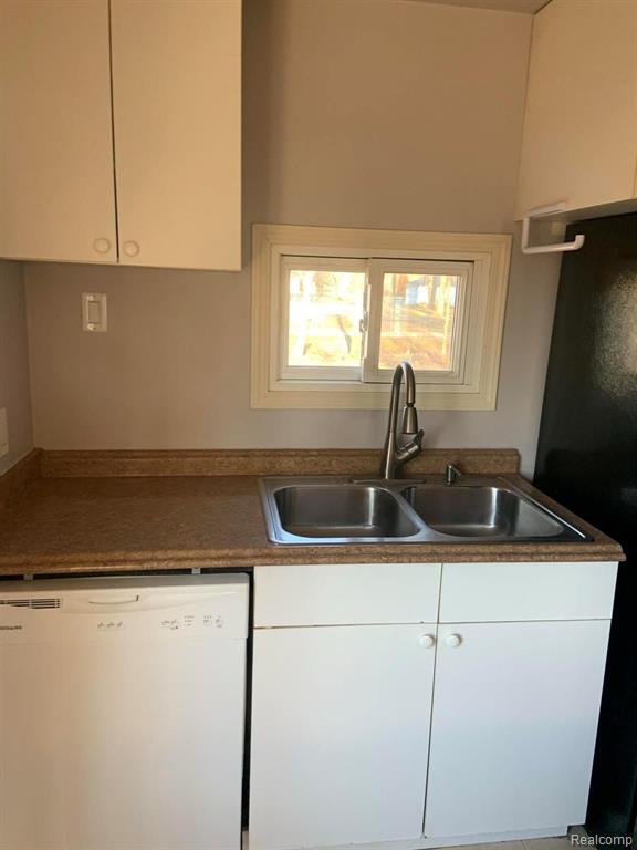 4927 Pointe Tremble Road Algonac, MI 48001 - Photo 8 of 10