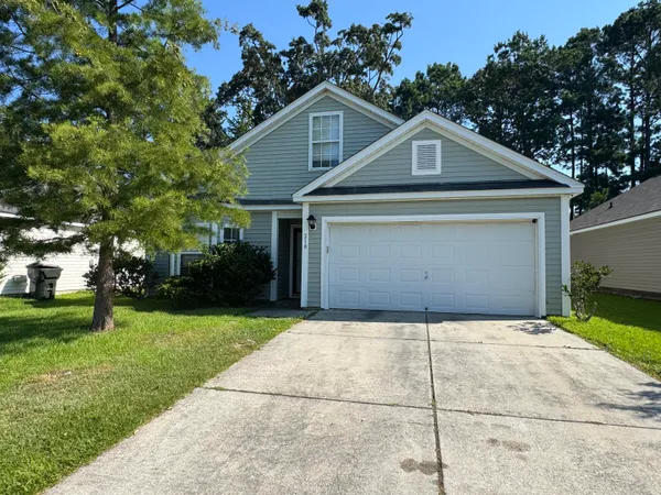 $2,450 | 218 Wildberry Lane, Goose Creek, SC 29445