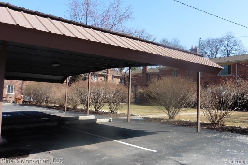 931 North Adams Road, Unit 8 Birmingham, MI 48009 - Photo 22 of 24