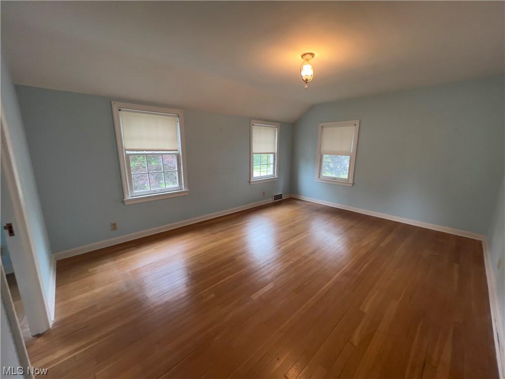 1544 Laclede Road South Euclid, OH 44121 - Photo 13 of 23 Bedroom 1