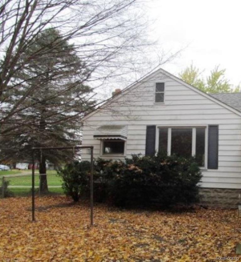 7287 Miller Road Swartz Creek, MI 48473 - Photo 2 of 10 2.jpg