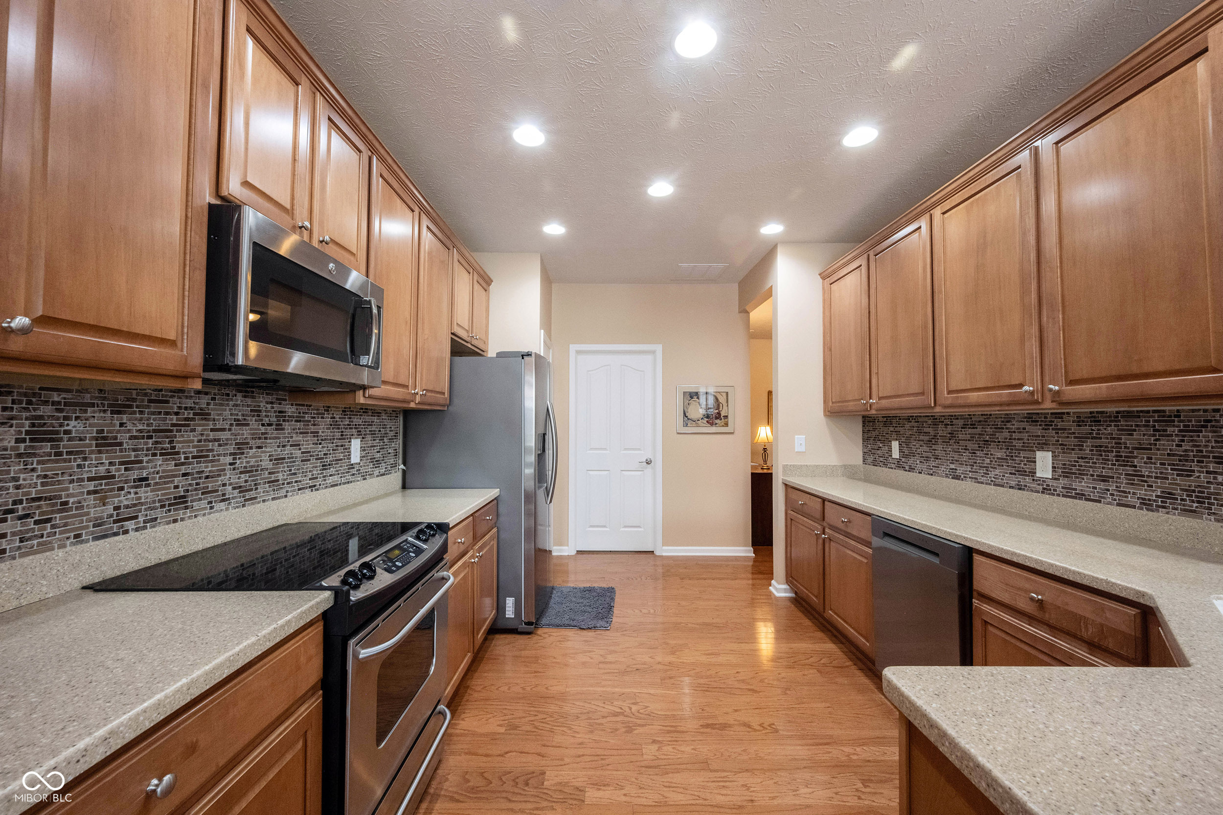 12927 Venito Trail Fishers, IN 46037 - Photo 15 of 50