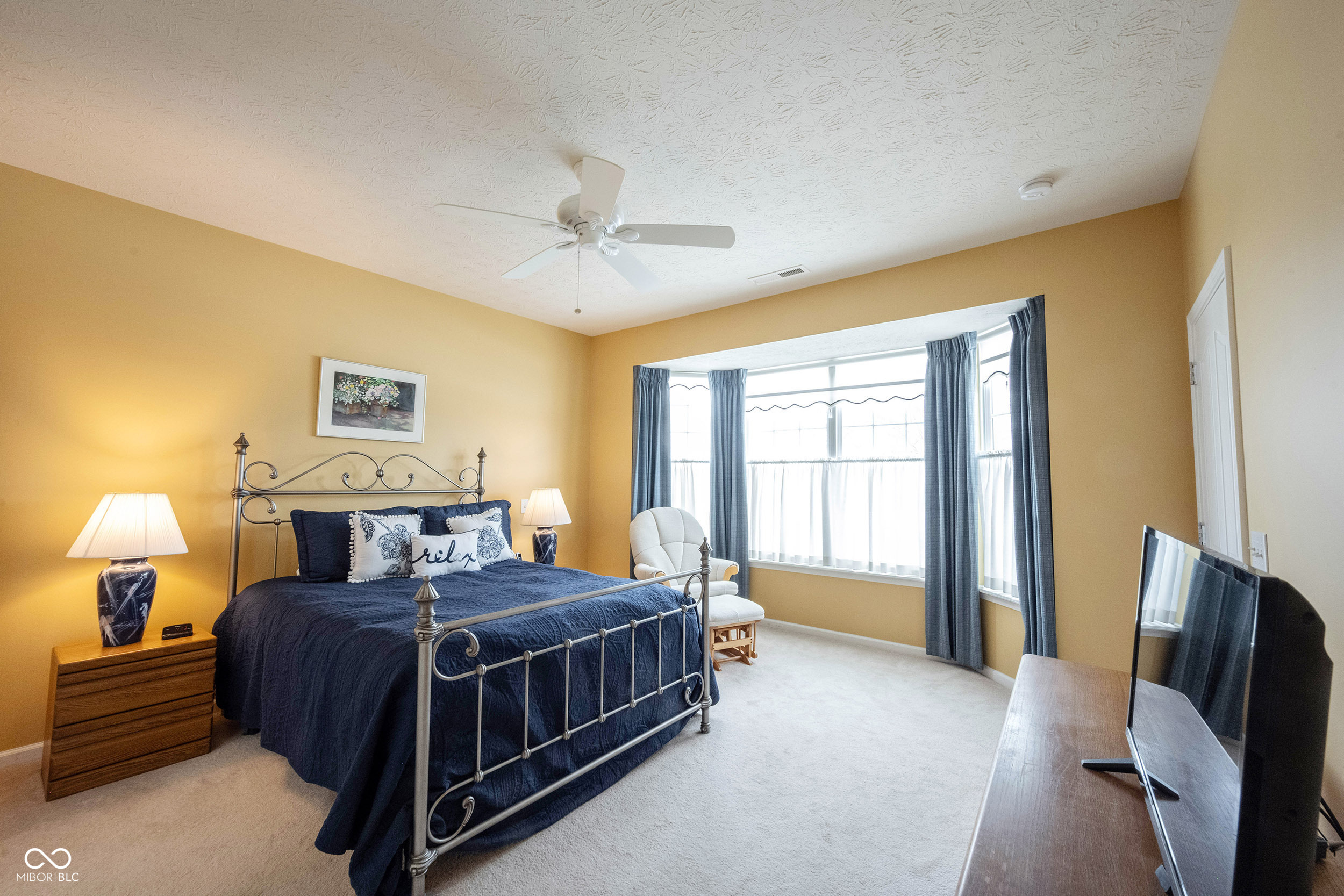 12927 Venito Trail Fishers, IN 46037 - Photo 23 of 50