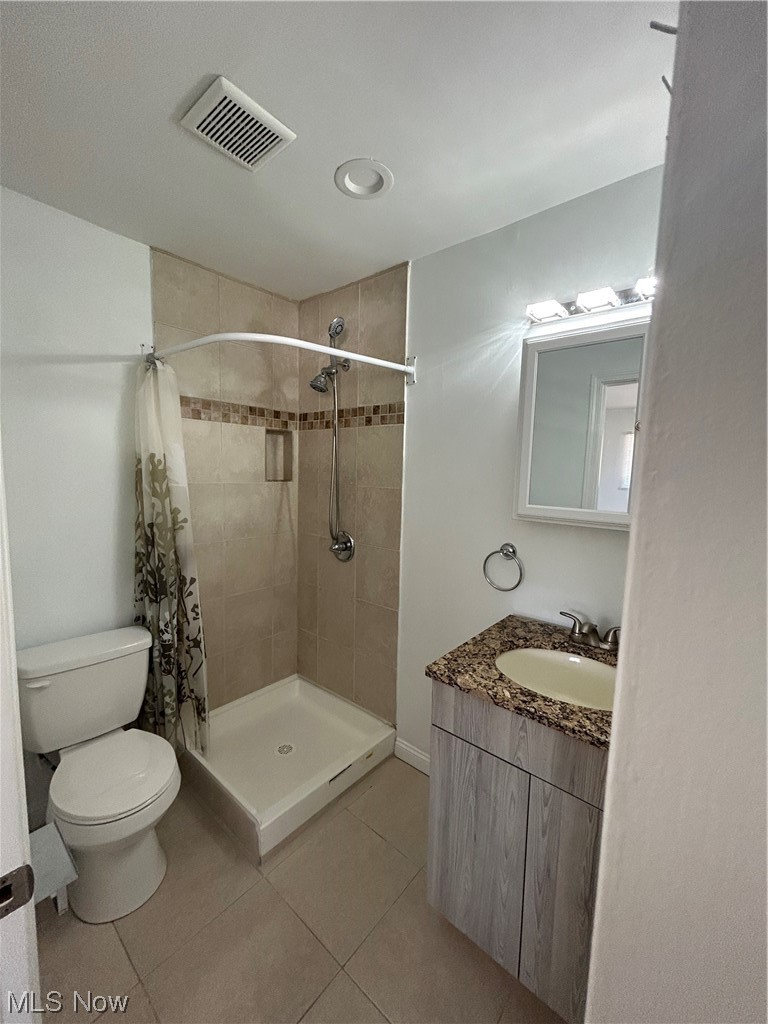 783 East Waterloo Road Akron, OH 44306 - Photo 11 of 24