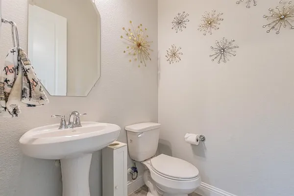 $565,000 | 304 Adam Way, Euless, TX 76040