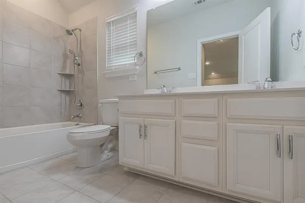 $565,000 | 304 Adam Way, Euless, TX 76040