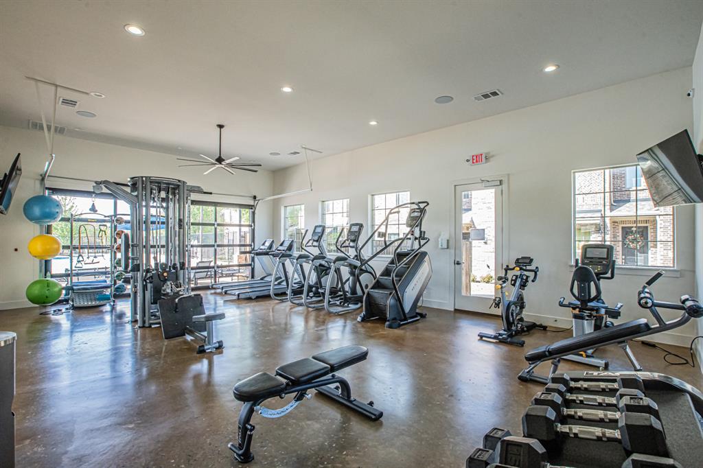 304 Adam Way Euless, TX 76040 - Photo 36 of 39 Workout area featuring recessed lighting and a ceiling fan
