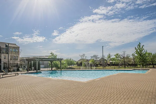 $565,000 | 304 Adam Way, Euless, TX 76040