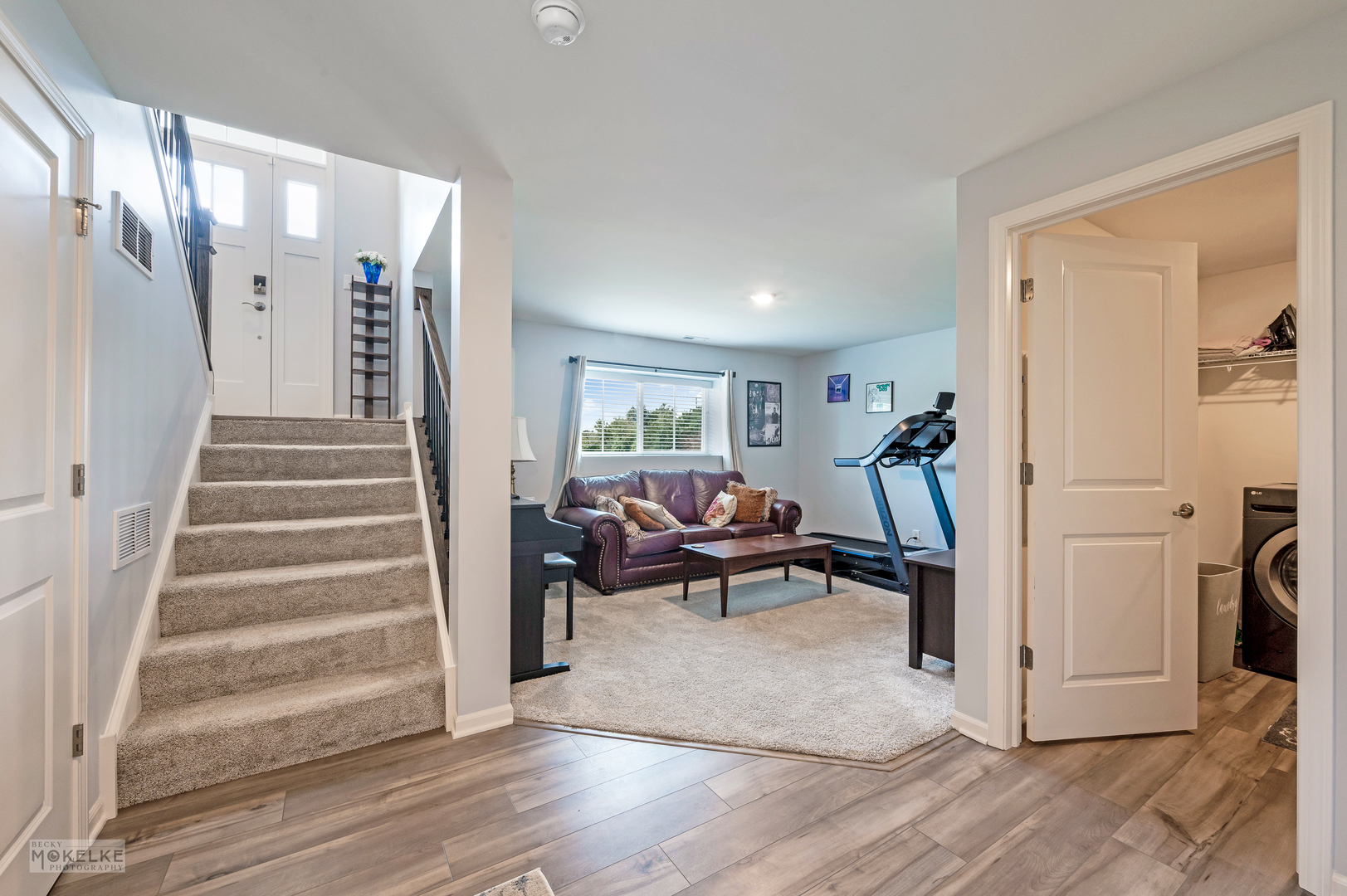 1002 Atterberg Road South Elgin, IL 60177 - Photo 14 of 25 Gallery Image 14