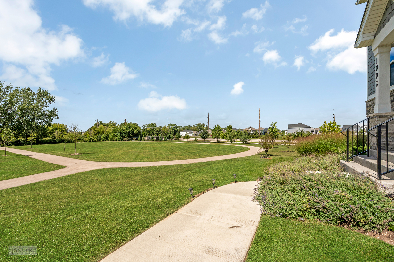 1002 Atterberg Road South Elgin, IL 60177 - Photo 3 of 25 Gallery Image 3