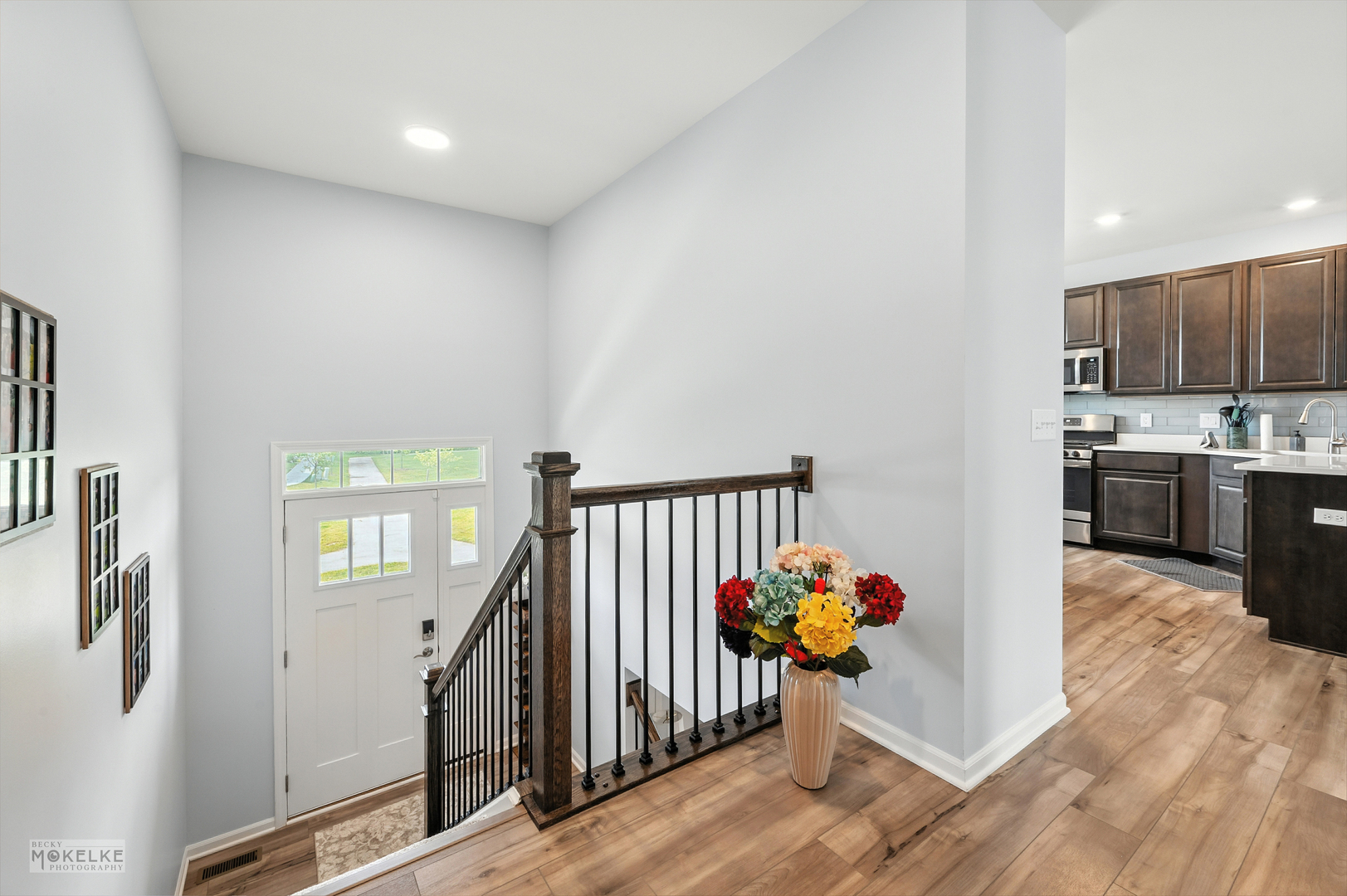 1002 Atterberg Road South Elgin, IL 60177 - Photo 4 of 25 Gallery Image 4