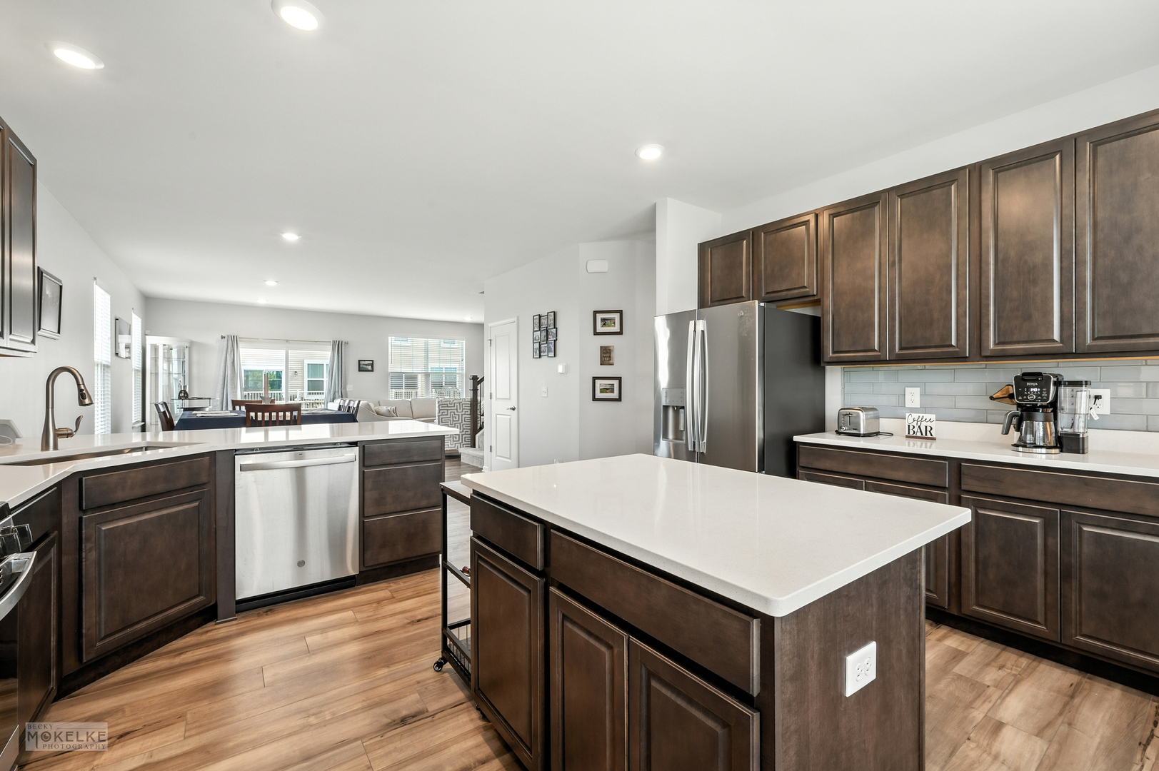 1002 Atterberg Road South Elgin, IL 60177 - Photo 9 of 25 Gallery Image 9