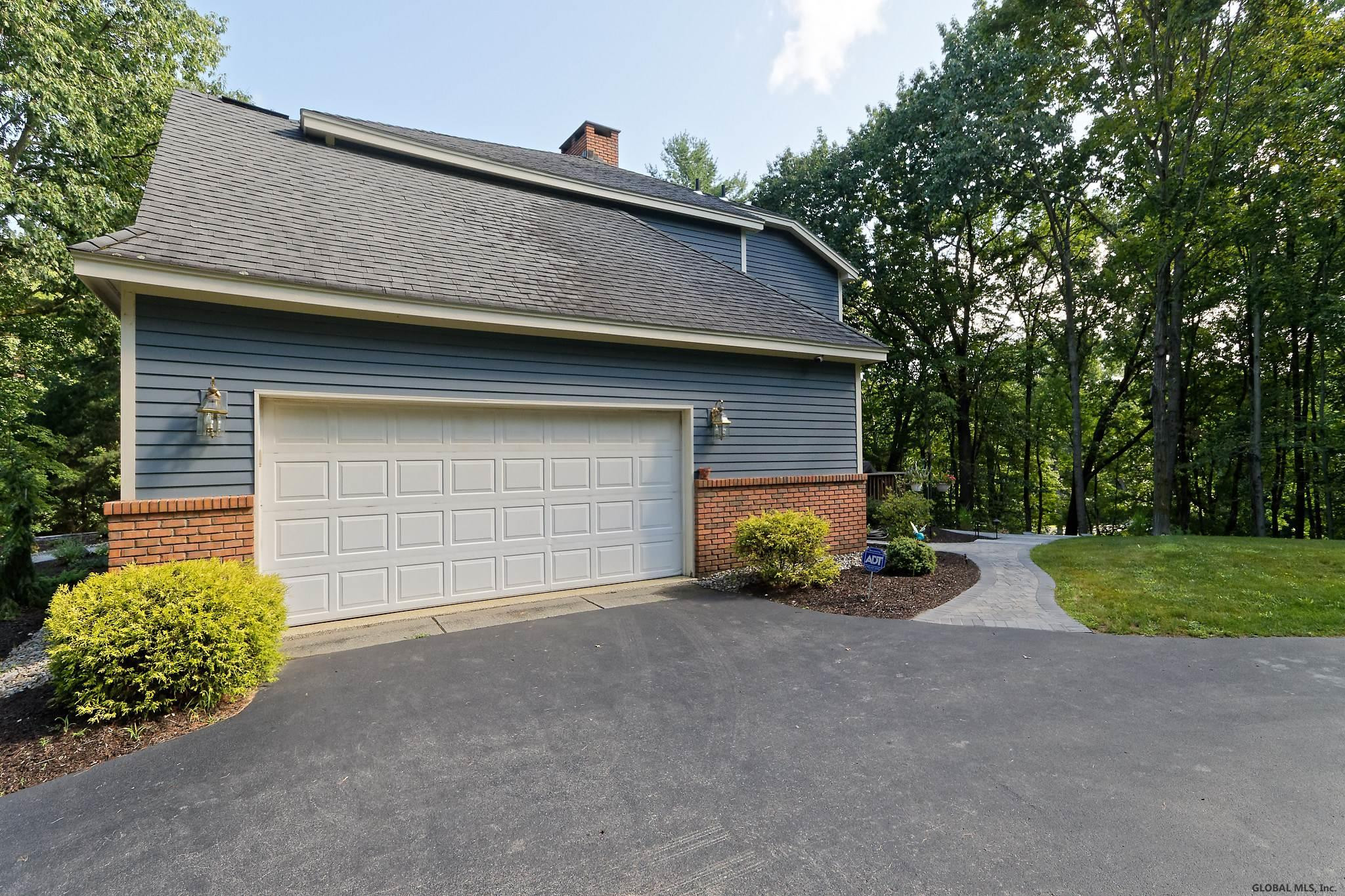 12 Pond Hollow Road Averill Park, NY 12018 - Photo 4 of 55 Photo 4