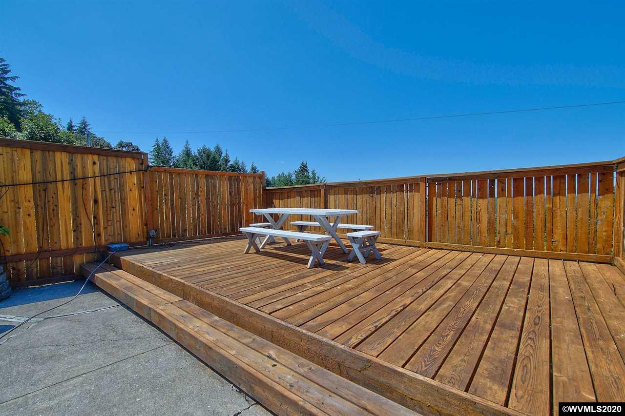 1845 Rio Vista Way South Salem, OR 97302 - Photo 37 of 39