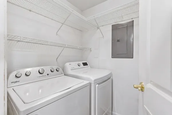 $244,999 | 644 Cambridge Court, Unit 2A, Munster, IN 46321